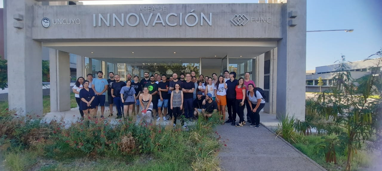  Talentos y emprendedores unidos por Impacto Nación para fortalecer el ecosistema digital y económico de Argentina.